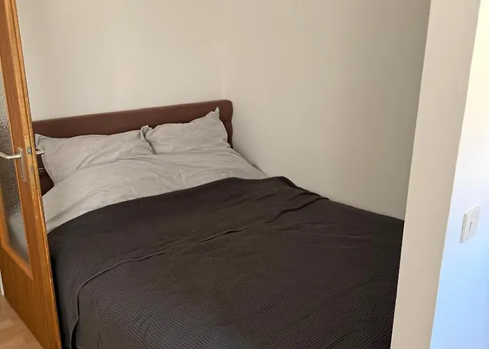 Schwabing Balkon Und Garage Inklusive Appartement